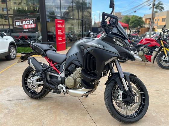 DUCATI MULTISTRADA 1200 V4 S 